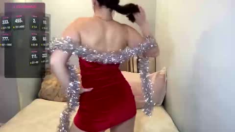 Snapshot of teylor_l chatting on 12/21/24, 03:20 Teylor online show from 12/21/24, 03:20