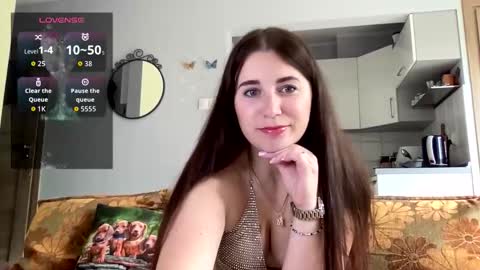 Snapshot of teylor_l chatting on 09/17/25, 12:07 Teylor online show from 09/17/25, 12:07