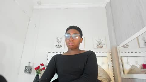 teylor_lovee online show from 02/13/26, 09:38