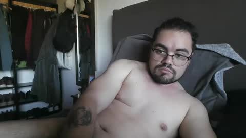 Snapshot of tezeria chatting on 10/08/25, 09:01 Tezeex online show from 10/08/25, 09:01