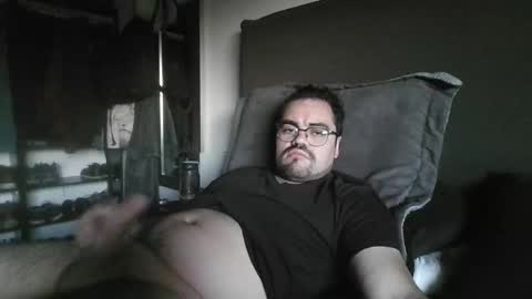 Snapshot of tezeria chatting on 10/19/25, 11:05 Tezeex online show from 10/19/25, 11:05