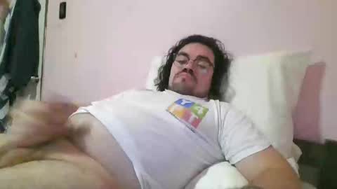 Snapshot of tezeria chatting on 10/21/25, 02:23 Tezeex online show from 10/21/25, 02:23