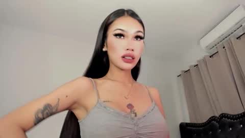 Snapshot of tgirl_luna69 chatting on 05/30/26, 08:44 Luna online show from 05/30/26, 08:44