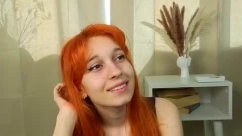 Foxy Zuccinni Roxy Little online show from 06/10/26, 07:07