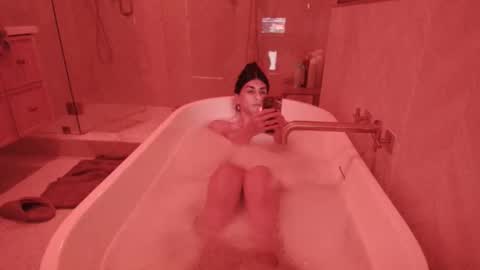 babygirlmami online show from 12/15/25, 07:18