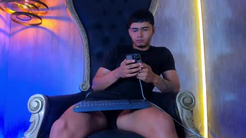 thaddeus king online show from 09/10/25, 12:10