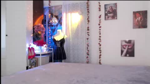 Ana online show from 04/17/26, 03:42