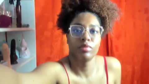 thaimy_ online show from 05/20/26, 02:51