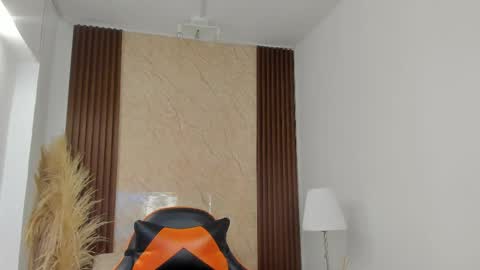 Sweet Thais  online show from 04/13/26, 12:32