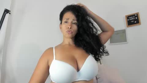 Thalia Gomex online show from 09/18/25, 08:44