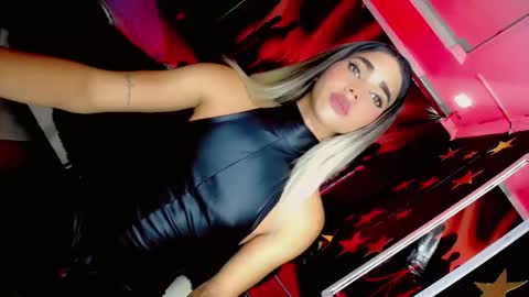 Thalia Girl online show from 02/22/25, 05:02