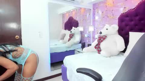 Thalia Nichols online show from 03/23/26, 08:13