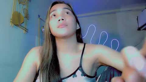 Thalia online show from 10/14/25, 11:11