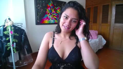 Snapshot of thaliacooper chatting on 12/10/24, 09:11 online show from 12/10/24, 09:11