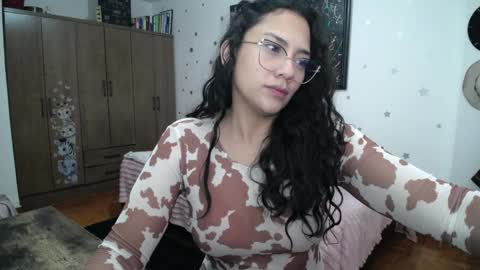    online show from 04/04/26, 04:44