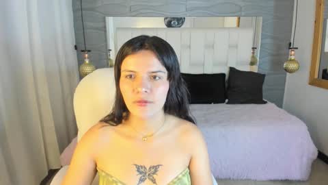 Thalia online show from 02/26/26, 06:40