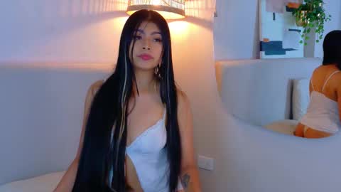 thalianarosse online show from 03/20/26, 04:06