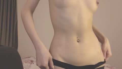 Snapshot of thanos_world1321002 chatting on 10/04/25, 05:44 thanos_world1321002 online show from 10/04/25, 05:44