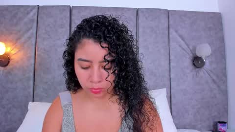 thara webstter online show from 11/24/25, 11:32