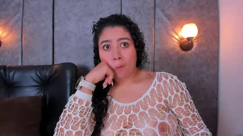 thara webstter online show from 04/17/26, 11:46