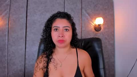 thara webstter online show from 07/11/26, 11:46