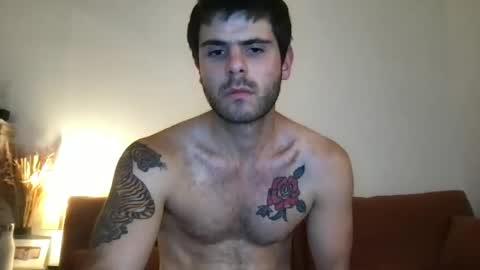 Snapshot of thatfeelsgoood chatting on 09/20/25, 01:17 thatfeelsgoood online show from 09/20/25, 01:17