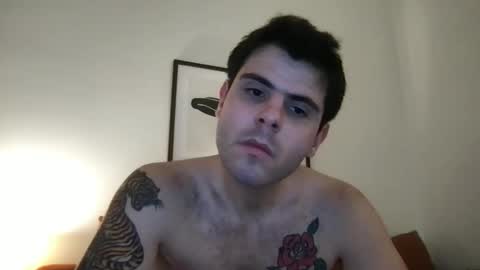 Snapshot of thatfeelsgoood chatting on 01/15/26, 12:26 thatfeelsgoood online show from 01/15/26, 12:26