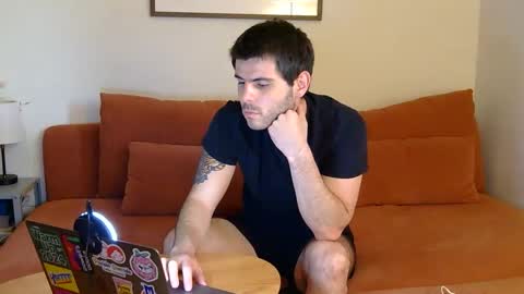Snapshot of thatfeelsgoood chatting on 06/04/26, 12:05 thatfeelsgoood online show from 06/04/26, 12:05
