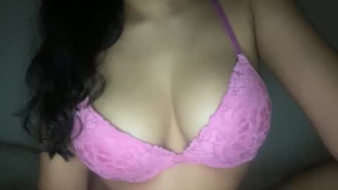Melanie online show from 05/13/26, 04:32