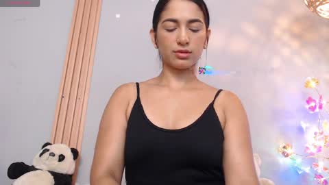 THAYSSA ROSS online show from 04/08/26, 02:50