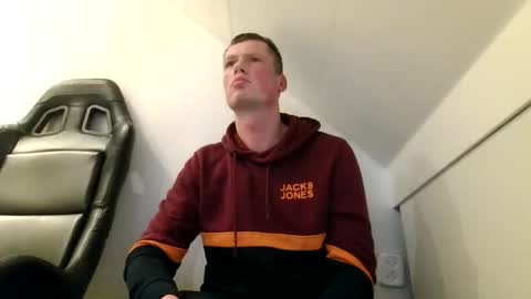 Dennis online show from 11/20/25, 09:14