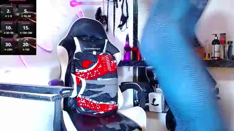 the dog lian online show from 09/17/25, 11:39