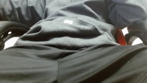 Snapshot of the_finger_in_ur_butt chatting on 02/26/26, 06:23 the_finger_in_ur_butt online show from 02/26/26, 06:23