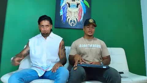 SCOTT  THEO  KAMERON  GENDERSON online show from 11/08/25, 03:12