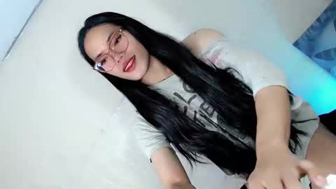 the_horny_bella online show from 03/23/26, 06:28