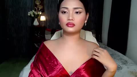 IG Lisa Avery Monroe online show from 04/05/26, 02:14