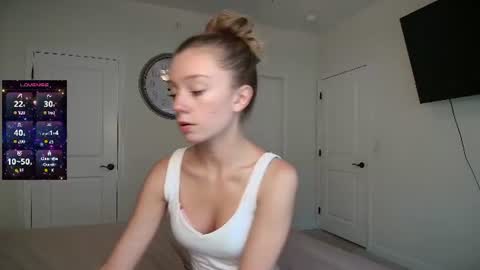 the_hotties online show from 08/06/26, 07:49