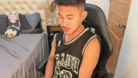 ken online show from 06/11/26, 04:05