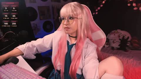 ...  ... online show from 12/16/24, 11:12