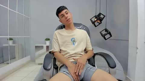   T H E    M A R K   K I N G online show from 09/13/25, 05:24