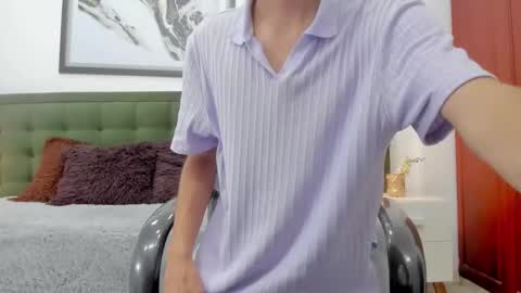 Snapshot of the_mark_king chatting on 02/12/26, 05:30 T H E M A R K K I N G online show from 02/12/26, 05:30