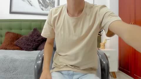 Snapshot of the_mark_king chatting on 02/13/26, 05:20 T H E M A R K K I N G online show from 02/13/26, 05:20