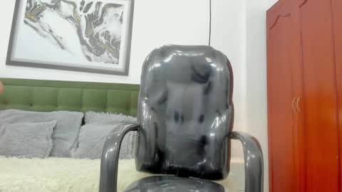   T H E    M A R K   K I N G online show from 04/18/26, 07:07