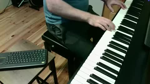 Stephan 34  Cassandra 25 online show from 10/12/25, 11:42