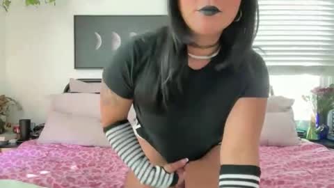 the_pretty_kittyyy online show from 03/04/26, 10:16