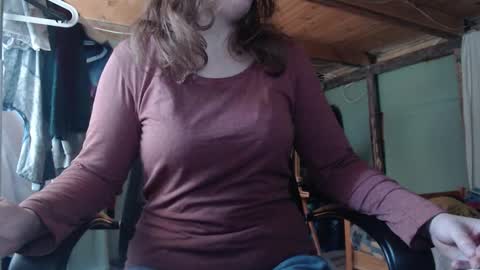 Ekye online show from 10/06/25, 08:12