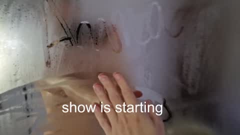 Anna online show from 02/04/26, 01:22