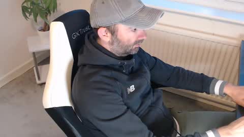 Snapshot of the_sensual_masturwait chatting on 10/03/25, 06:21 the_sensual_masturwait online show from 10/03/25, 06:21