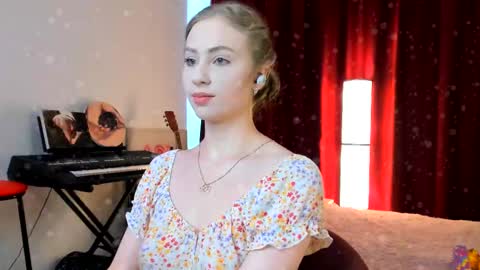 Ally    STREAMING ON TWITCH NOW Check my Twitter for updates online show from 02/21/25, 11:11