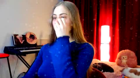 Ally    STREAMING ON TWITCH NOW Check my Twitter for updates online show from 12/17/25, 11:05